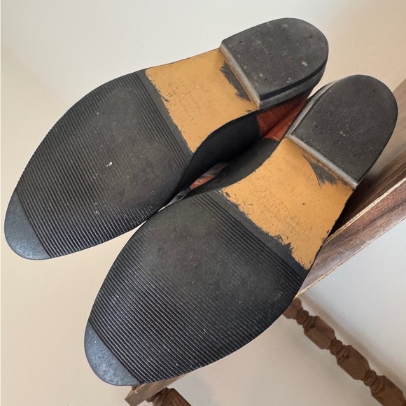 Vintage Black and Tan Heeled Boots - Picture 8 of 9